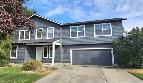 3331 SW Juniper Avenue, Redmond, OR 97756