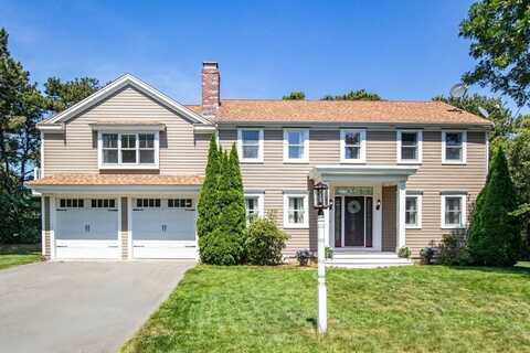 72 Bassett Lane, Dennis, MA 02639