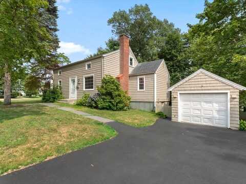 221 Kings Grant Rd, Marlborough, MA 01752