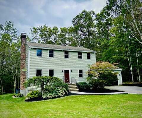 87 West St, Westford, MA 01886