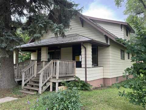 231 Main St, Carpio, ND 58725