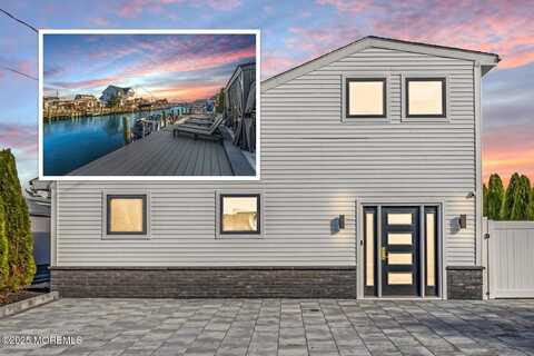 320 Silver Lagoon Drive, Toms River, NJ 08753