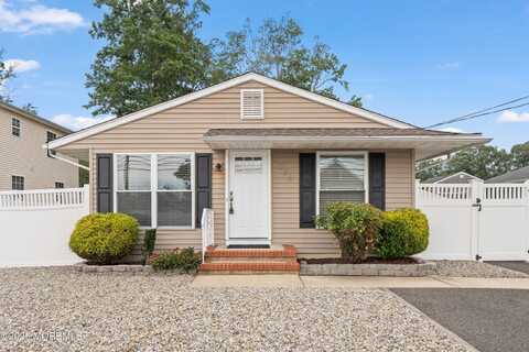 266 Silver Bay Road, Toms River, NJ 08753