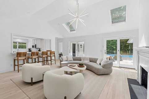 138 Sea Farm Lane, Bridgehampton, NY 11932