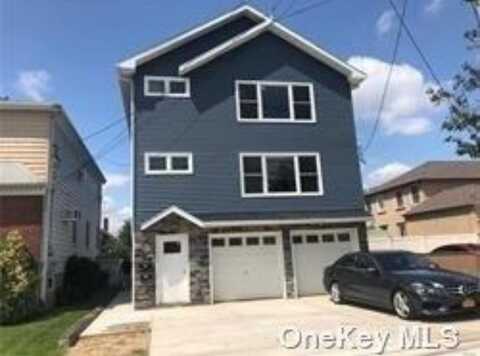 9 5th Avenue, East Rockaway, NY 11518