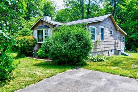 5 Orchard Trail, Monroe, NY 10950