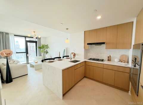 133-25 37 Avenue, Flushing, NY 11354