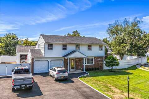 61 Andover Drive, Deer Park, NY 11729