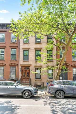 382 Bergen Street, Brooklyn, NY 11217
