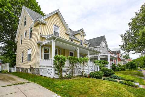 18 Colonial Road, Portland, ME 04102