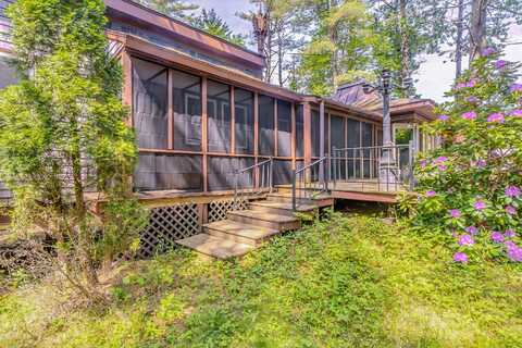 31 Herrick Road, Belfast, ME 04915