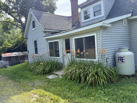 550 Silvers Mills Road, Sangerville, ME 04479