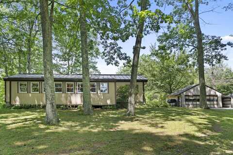 536 Prescott Road, Manchester, ME 04351