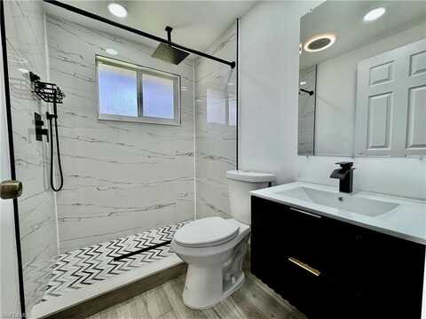 2169 Barry, FORT MYERS, FL 33907
