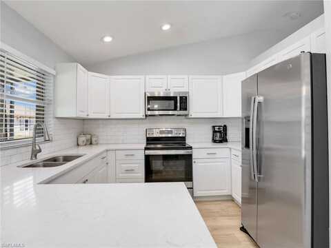 4829 Molokai, NAPLES, FL 34112