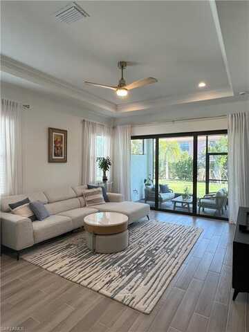 14895 Loggerhead, NAPLES, FL 34120
