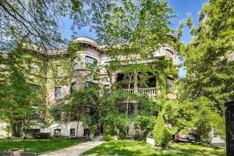 5502 S HYDE PARK Boulevard, Chicago, IL 60637