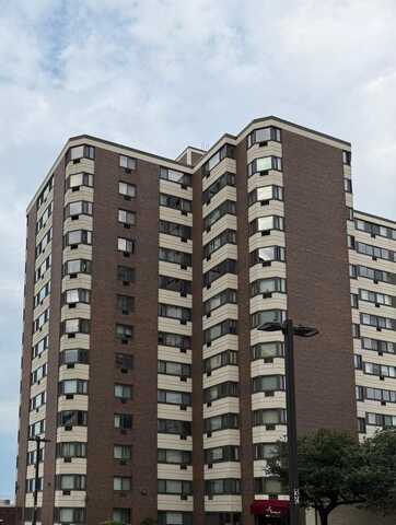 7337 S South Shore Drive, Chicago, IL 60649