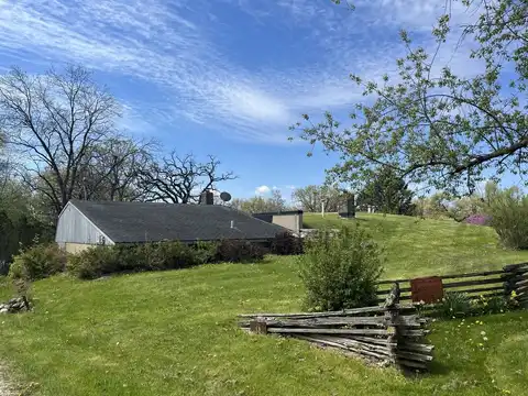 6519 ROWLAND Road, Huntley, IL 60142