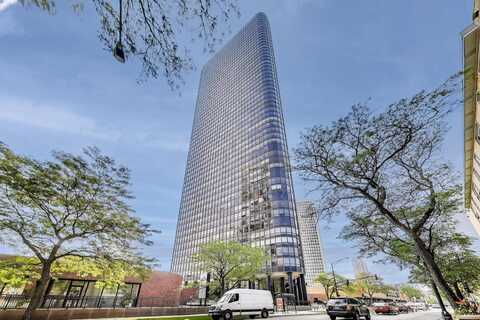 5415 N Sheridan Road, Chicago, IL 60640
