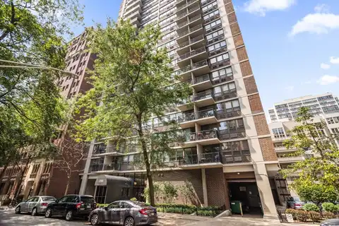 2740 N Pine Grove Avenue, Chicago, IL 60614