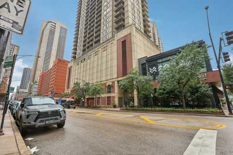 630 N State Street, Chicago, IL 60654