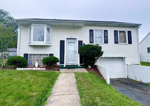 424 Mark Avenue, Glendale Heights, IL 60139