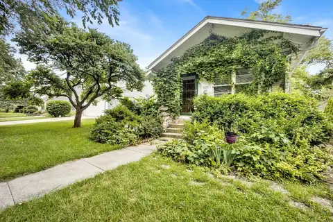 149 S Gladstone Avenue, Aurora, IL 60506