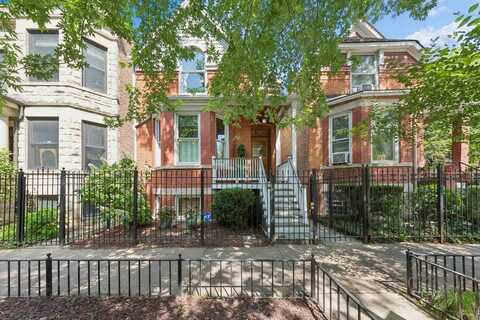 1903 N Oakley Avenue, Chicago, IL 60647