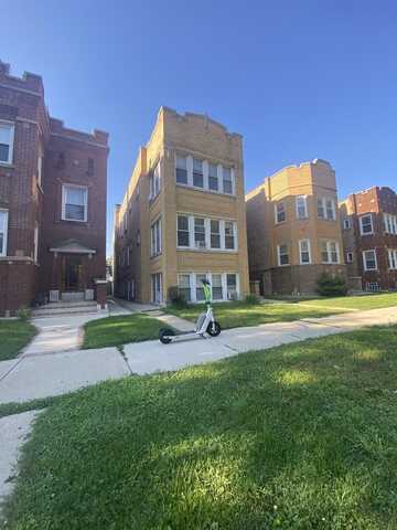 5352 W Dakin Street, Chicago, IL 60641