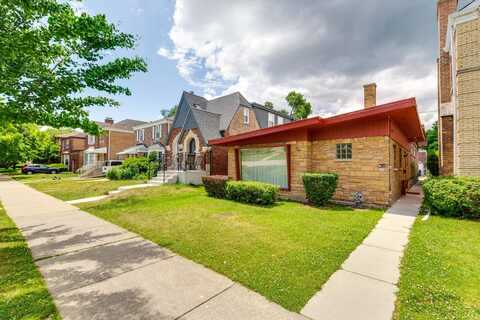 6122 N Central Park Avenue, Chicago, IL 60659
