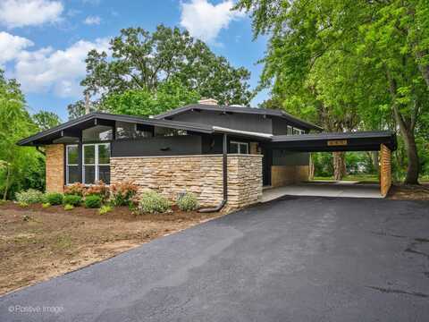 644 Hyacinth Place, Highland Park, IL 60035