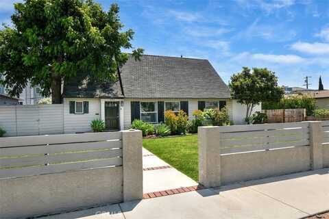 5634 Camellia Avenue, North Hollywood, CA 91601