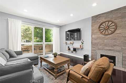 11225 Peach Grove Street, North Hollywood, CA 91601