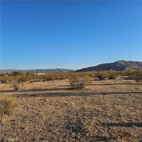123 Aberdeen, Yucca Valley, CA 92252