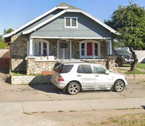 7038 Indiana Avenue, Riverside, CA 92506