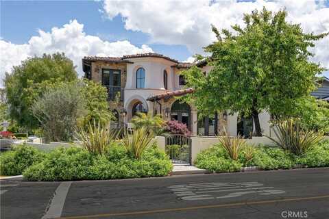 718 N Poinsettia Avenue, Manhattan Beach, CA 90266