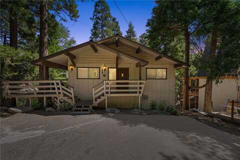 965 Lausanne Drive, Crestline, CA 92325