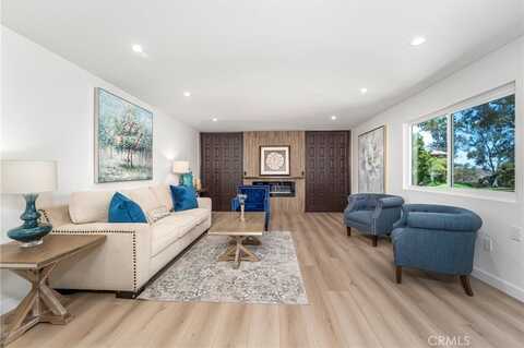 5372 Punta Alta, Laguna Woods, CA 92637