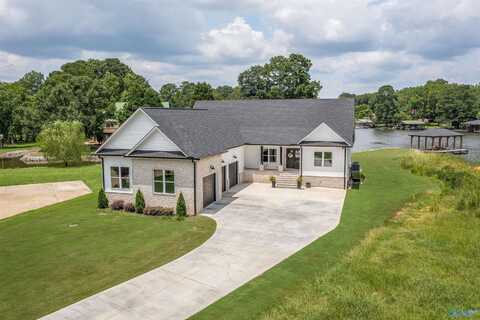 312 Camden Cove Point, Gadsden, AL 35903
