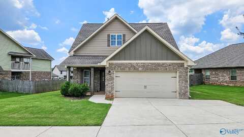 7607 NW Ashor Drive, Huntsville, AL 35806
