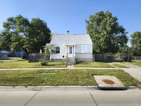 201 E Pasewalk Ave, Norfolk, NE 68701