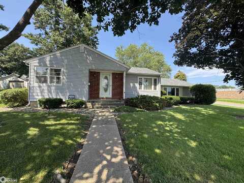 407 E North Street, Bloomfield, IA 52537