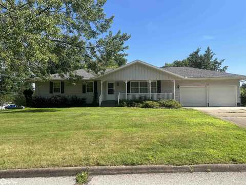 1014 Hillcrest Drive, Fairfield, IA 52556