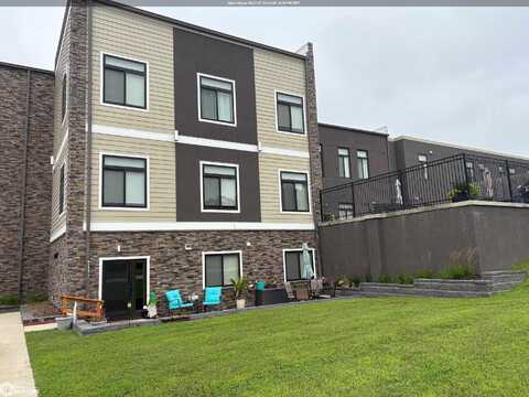 110 Rocksylvania Avenue, Iowa Falls, IA 50126