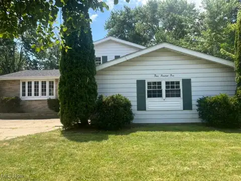 405 Baldwin Drive, Berea, OH 44017