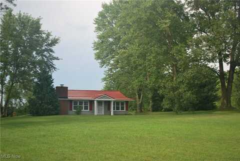 6773 Georgetown Road NE, East Canton, OH 44730