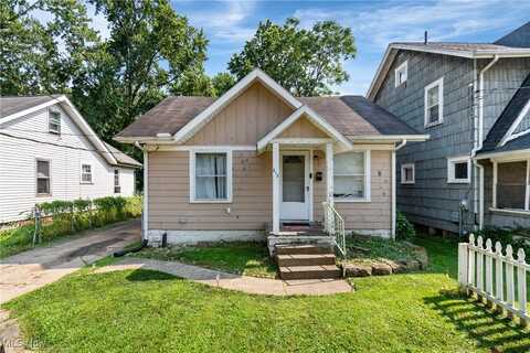 810 18th Street NE, Canton, OH 44714