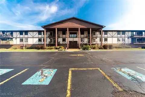 4849 Grace Road, North Olmsted, OH 44070