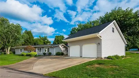 1630 Marion, Zanesville, OH 43701
